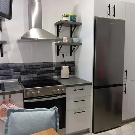 Kea Port Pearl * Korissia (Kea)